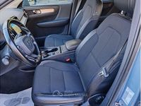 Usata Volvo XC40 Momentum 163 CV (119 kW) 2019 Argento SUV