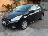Begagnad Peugeot 208 82 HK (60 kW) 2014 Blå Halvkombi