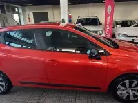 Usata Renault Clio V Equilibre 65 CV (47 kW) 2023 Arancione Berlina