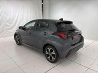 Nuova Toyota Yaris Hybrid Trend 92 CV (67 kW) 2026 Dark grey met Berlina