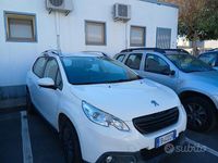 Usata Peugeot 2008 Active 75 CV (55 kW) 2016 Bianco SUV