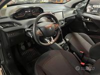 Usata Peugeot 208 75 CV (55 kW) 2017 Grigio Utilitaria