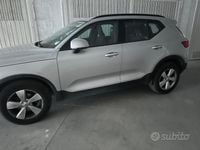 Occasion Volvo XC40 163 ch (119 kW) 2022 Gris SUV
