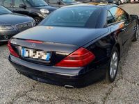 Usata Mercedes SL350 245 CV (180 kW) 2006 Blu Cabrio