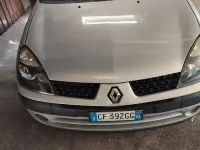 Usata Renault Clio II 58 CV (42 kW) 2003 Grigio Berlina