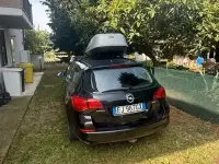 Usata Opel Astra 82 CV (60 kW) 2011 Berlina