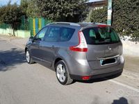 usata Renault Scénic III dCi 8V 110 CV EDC Energy Intens