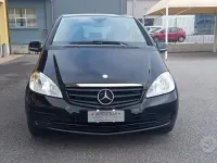 Gebraucht Mercedes A160 95 PS (69 kW) 2012 Schwarz Limousine