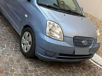Usata Kia Picanto 75 CV (55 kW) 2006 Blu Utilitaria