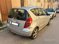 Usata Mercedes A180 Avantgarde 109 CV (80 kW) 2006 Grigio Utilitaria