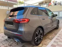 Usata Mercedes B180 Premium Plus 116 CV (85 kW) 2021 Grigio Utilitaria