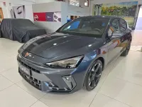 Usata Cupra Leon 150 CV (110 kW) 2025 Grigio metallizzato Berlina