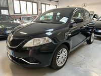 Usata Lancia Ypsilon Platinum 69 CV (50 kW) 2016 Nero Utilitaria
