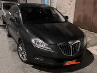 Usata Lancia Delta 165 CV (121 kW) 2010 Grigio Utilitaria