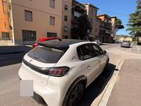 Usata Peugeot 208 GT-line 100 CV (73 kW) 2021 Bianco Utilitaria