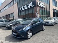 Usata Toyota Aygo Cool 69 CV (50 kW) 2016 Blu Utilitaria