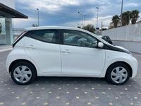 usata Toyota Aygo 1.0 VVT-i 69 CV 5 porte x-cite 2016