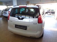 Usata Peugeot 5008 Allure 150 CV (110 kW) 2011 Perlato Monovolume
