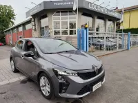 Usata Renault Clio V 101 CV (74 kW) 2024 Grigio Berlina