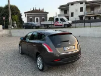Usata Lancia Delta 120 CV (88 kW) 2008 Grigio Utilitaria