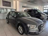 Usata Audi A3 Business 116 CV (85 kW) 2018 Blu Berlina