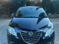 Usata Lancia Ypsilon 69 CV (50 kW) 2014 Nero Utilitaria
