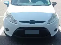Usata Ford Fiesta 82 CV (60 kW) 2010 Bianco Berlina