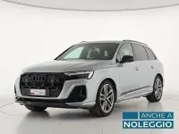 Usata Audi Q7 S-Line 286 CV (210 kW) 2025 Grigio satellite metallizzato SUV