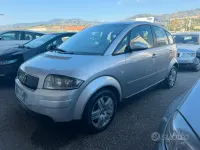 Usata Audi A2 75 CV (55 kW) 2001 Grigio Utilitaria