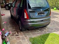 Usata Lancia Musa S 77 CV (56 kW) 2011 Grigio Monovolume