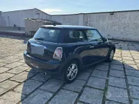 Begagnad Mini One D 90 HK (66 kW) 2011 Svart Halvkombi