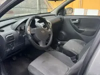 Używany Opel Corsa 69 KM (50 kW) 2006 Szary Hatchback