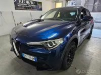 Usata Alfa Romeo Stelvio 179 CV (131 kW) 2019 Blu SUV