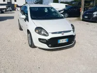 Usata Fiat Grande Punto S 75 CV (55 kW) 2011 Bianco Utilitaria