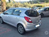 Usata Opel Corsa 75 CV (55 kW) 2013 Grigio Utilitaria