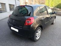 Usata Renault Clio II LE 75 CV (55 kW) 2007 Nero Berlina
