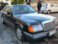 Usata Mercedes E300 220 CV (161 kW) 1992 Grigio Utilitaria