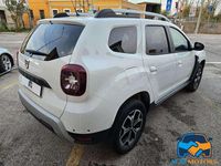 Usata Dacia Duster Prestige 101 CV (74 kW) 2020 Bianco SUV