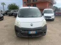 Usata Renault Kangoo 90 CV (66 kW) 2011 Bianco Monovolume