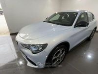 Usata Alfa Romeo Stelvio 160 CV (117 kW) 2023 Gray SUV