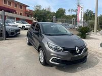 Usata Renault Captur 90 CV (66 kW) 2019 Grigio SUV
