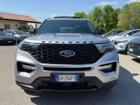 Usata Ford Explorer ST-Line 457 CV (336 kW) 2021 Argento SUV