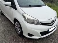 Usata Toyota Yaris Lounge 2012 Bianco Utilitaria