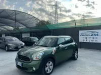Usata Mini Countryman Business 90 CV (66 kW) 2015 Verde SUV