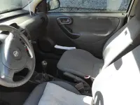 Usata Opel Corsa 75 CV (55 kW) 2002 Nero Utilitaria