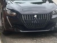 Usata Peugeot 208 82 CV (60 kW) 2023 Nero Utilitaria