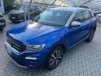 Usata VW T-Roc Style 116 CV (85 kW) 2018 Blu SUV