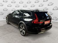 Usata Volvo V60 CC 197 CV (144 kW) 2023 Nero Station wagon