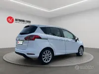 Usata Ford B-MAX Titanium 75 CV (55 kW) 2015 Bianco Monovolume