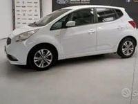 Usata Kia Venga Active 90 CV (66 kW) 2016 Bianco Utilitaria